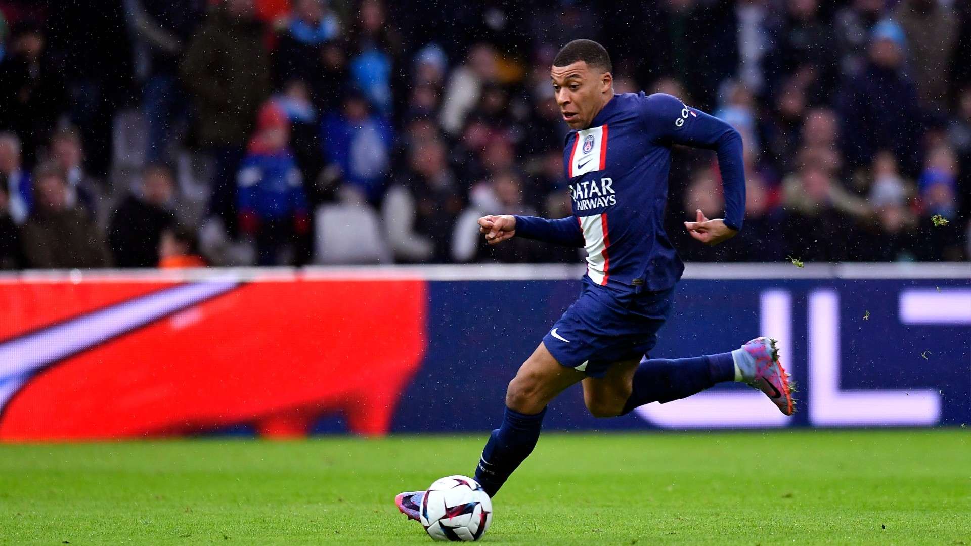 自我意识的 自我意识的