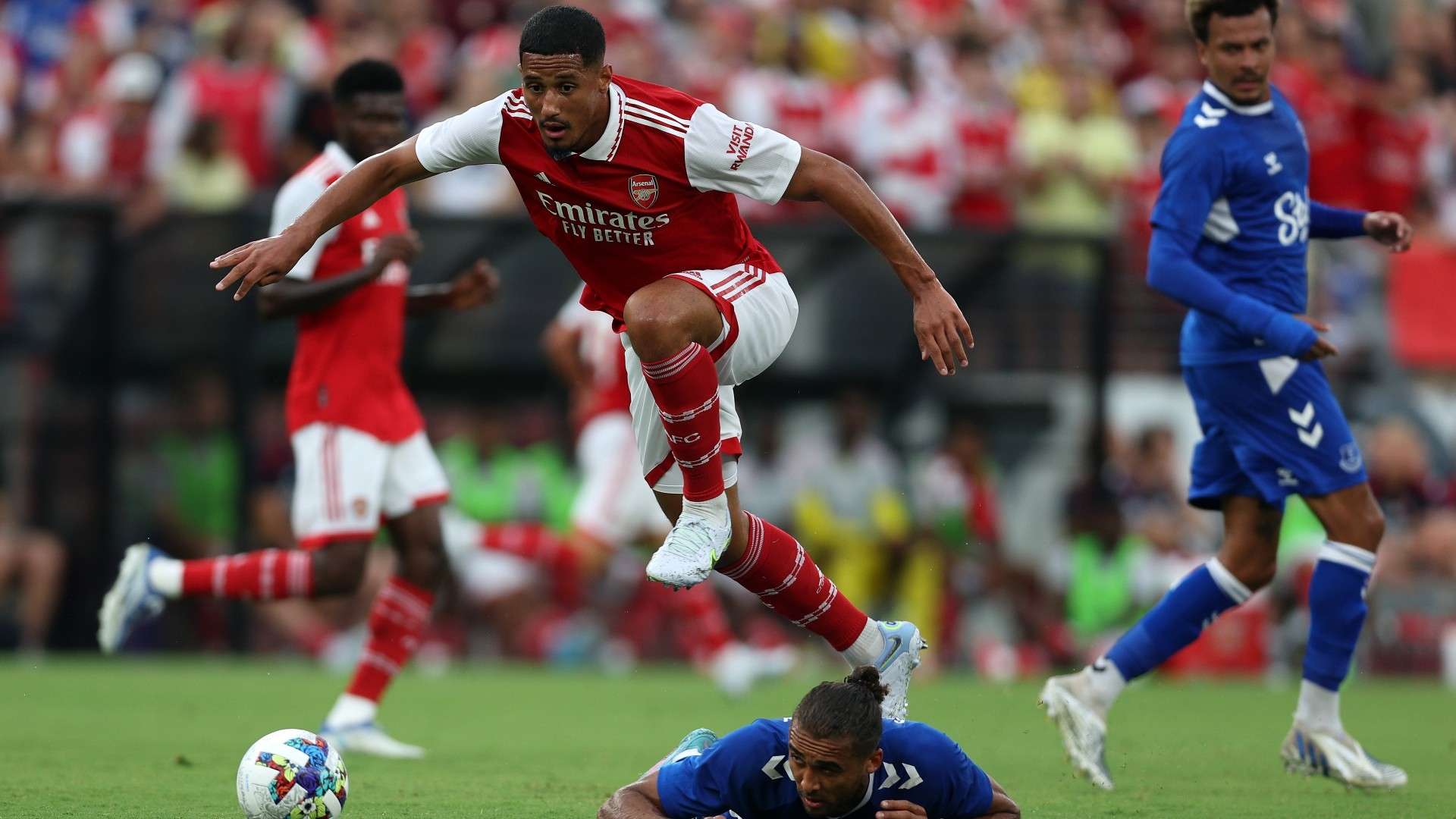 上届冠军 上届冠军